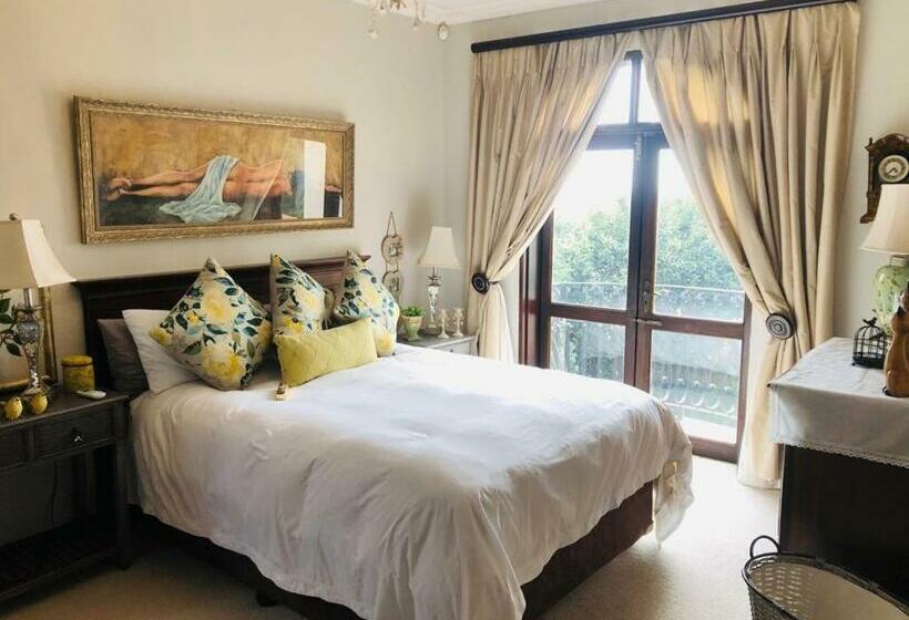 ベッドアンドブレックファースト Valbonne Villa Guest House