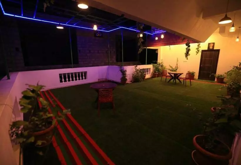 Aamiaismajoitus (B&B) Varsha Vishraam Luxury Stay