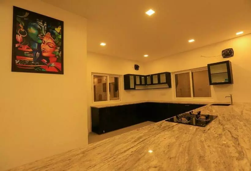 Aamiaismajoitus (B&B) Varsha Vishraam Luxury Stay