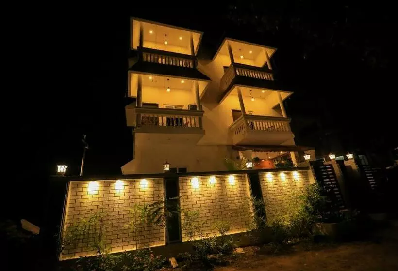 Aamiaismajoitus (B&B) Varsha Vishraam Luxury Stay
