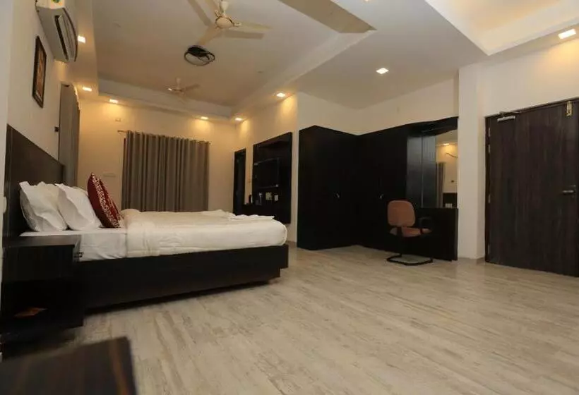 Aamiaismajoitus (B&B) Varsha Vishraam Luxury Stay