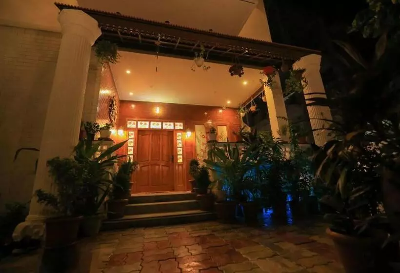 Aamiaismajoitus (B&B) Varsha Vishraam Luxury Stay