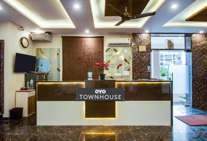 هتل Super Townhouse Mansarovar Formerly Palm Tree