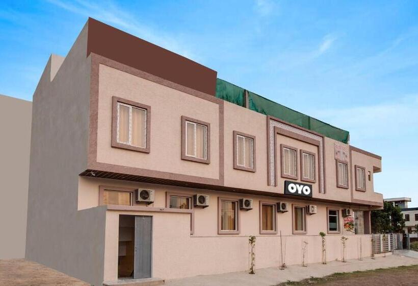 هتل Super Townhouse Mansarovar Formerly Palm Tree