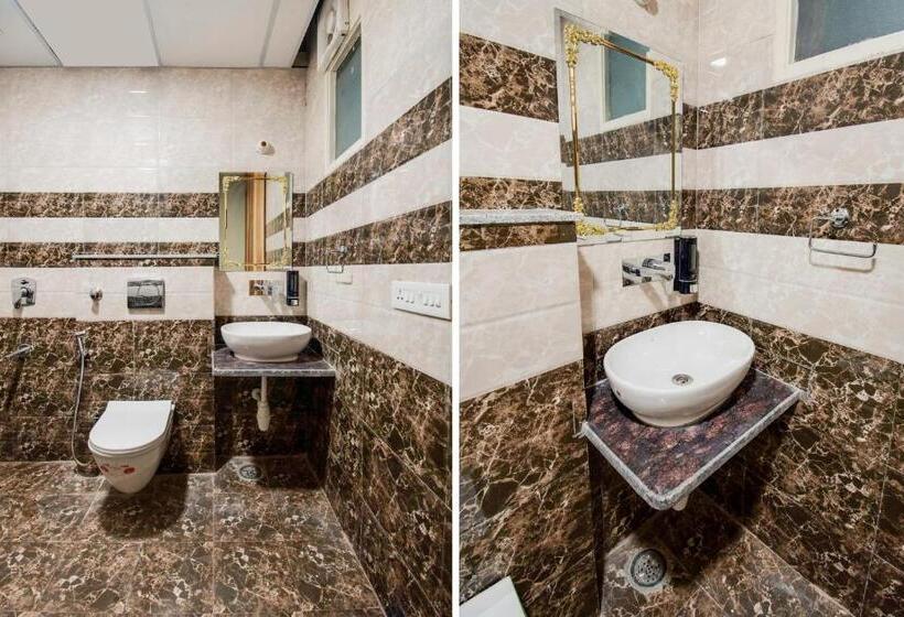 هتل Super Townhouse Mansarovar Formerly Palm Tree