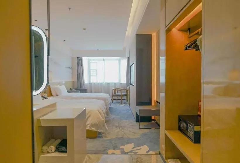 Paco Hotel Shenzhen Luohu Port