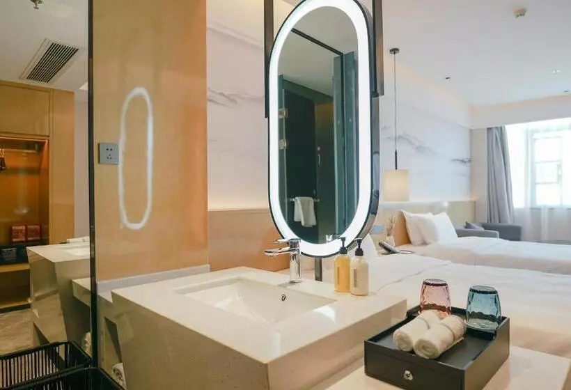 Paco Hotel Shenzhen Luohu Port
