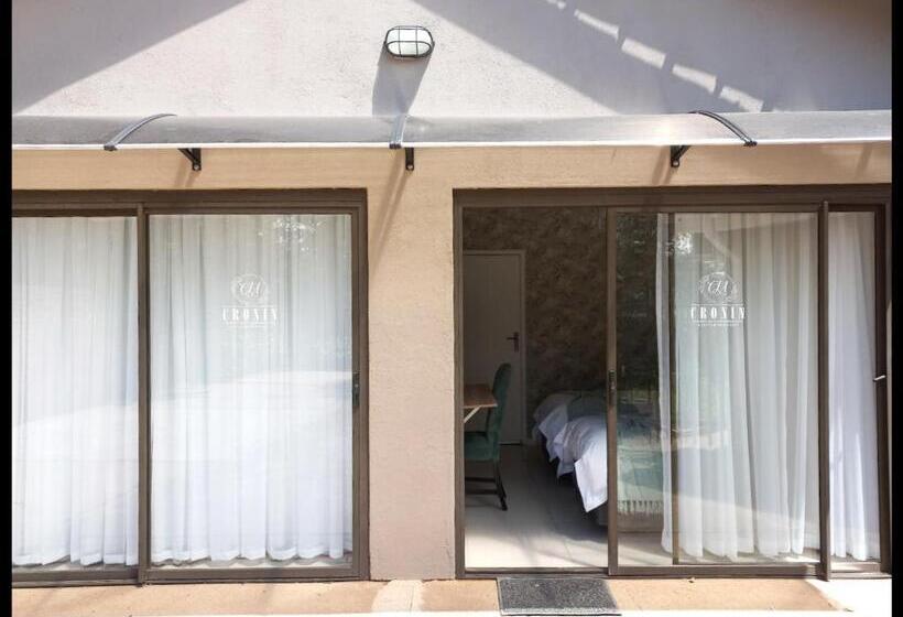 פנסיון Cronin Luxury Accommodation Room 1