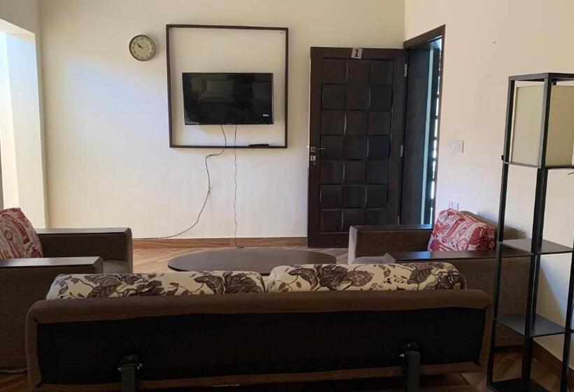 62hills Hotel Ayubia