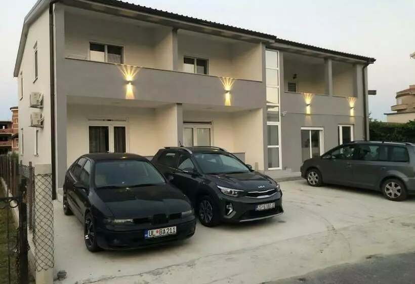 Adla Apartmani