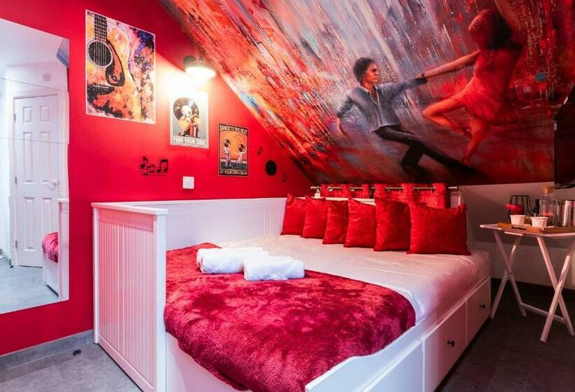 הוסטל Baila Casa