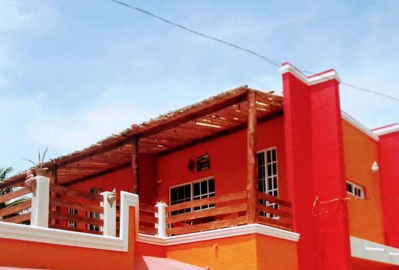 هاستل Tribe Beachville