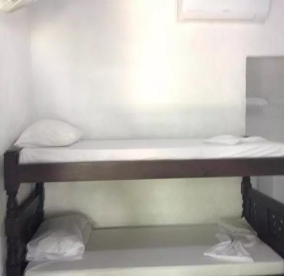 Hotelli Centro Recreacional Villa Clarita