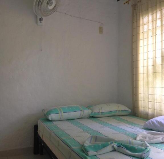 هتل Centro Recreacional Villa Clarita