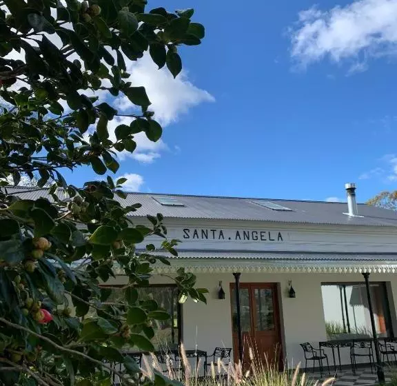 هتل Estancia Santa Angela