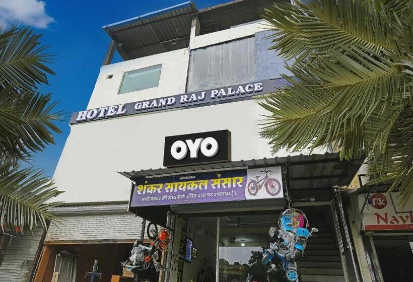 Hotelli O Grand Raj Palace