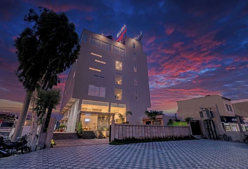 ホテル Stamps Kana By Eight Continents