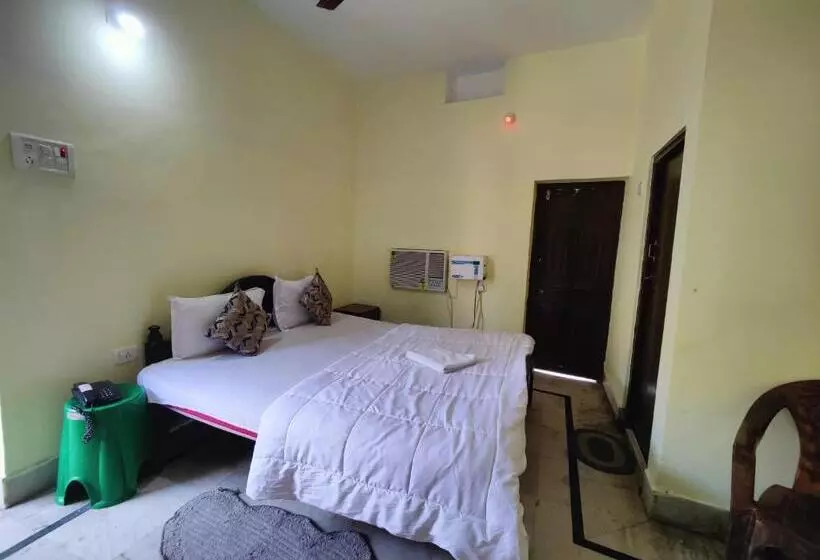 Hotelli Surya Greens , Puri
