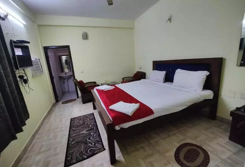 Hotelli Surya Greens , Puri