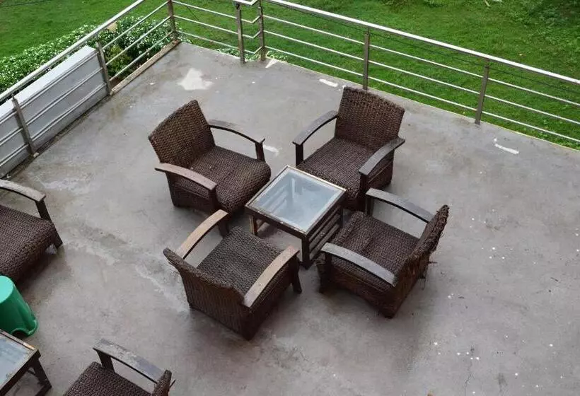 Hotelli Surya Greens , Puri