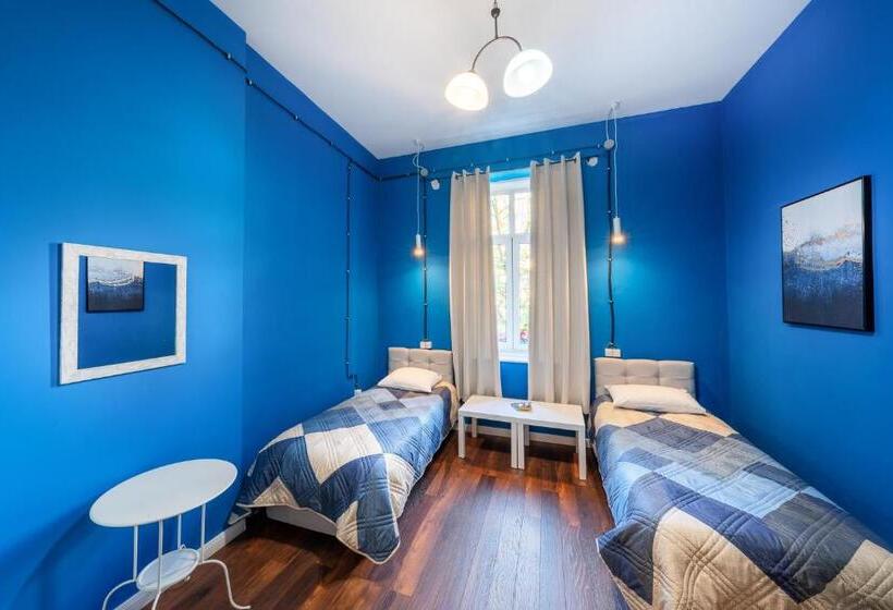 Пансион Astoria Guesthouse