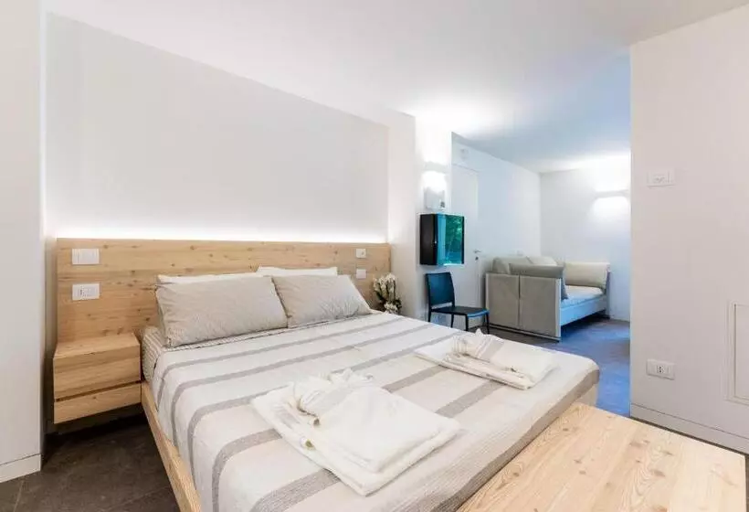 ホテル Agriturismo Scraleca