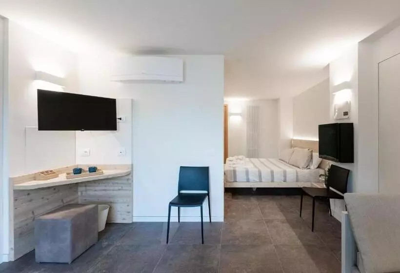 ホテル Agriturismo Scraleca