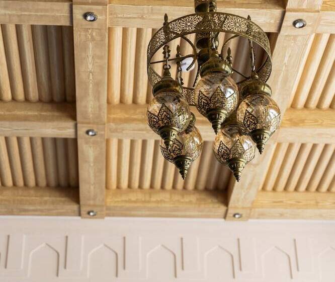 בית מלון כפרי Ayniy