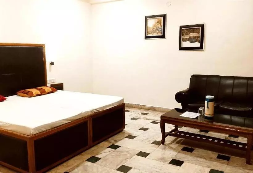 ホテル International Bus Stand Jalandhar City