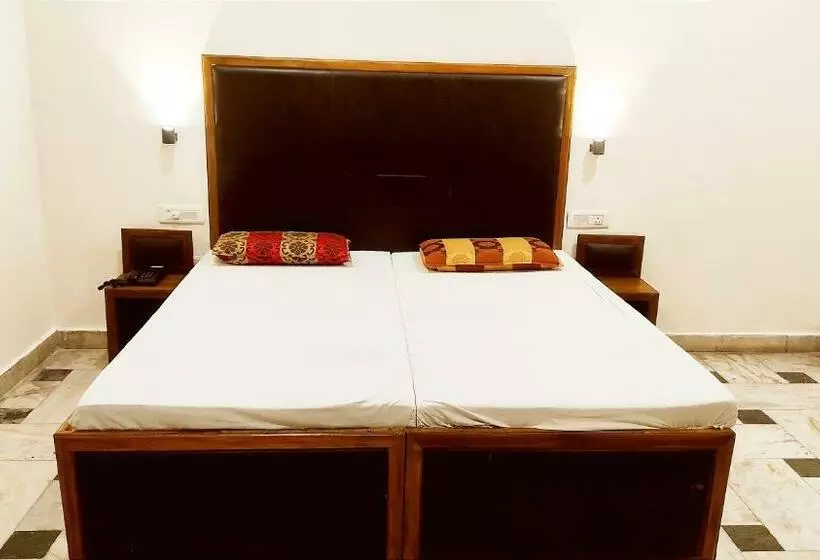 ホテル International Bus Stand Jalandhar City