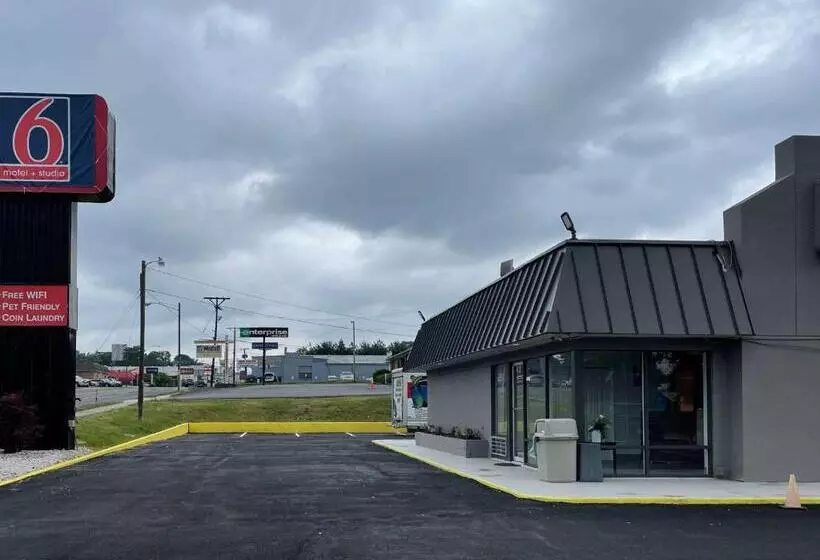 Motel 6 Wytheville, Va