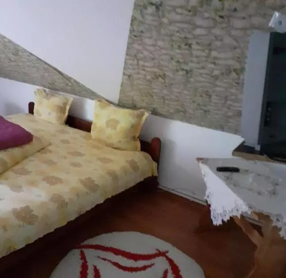 Majatalo Perla Călimanilor