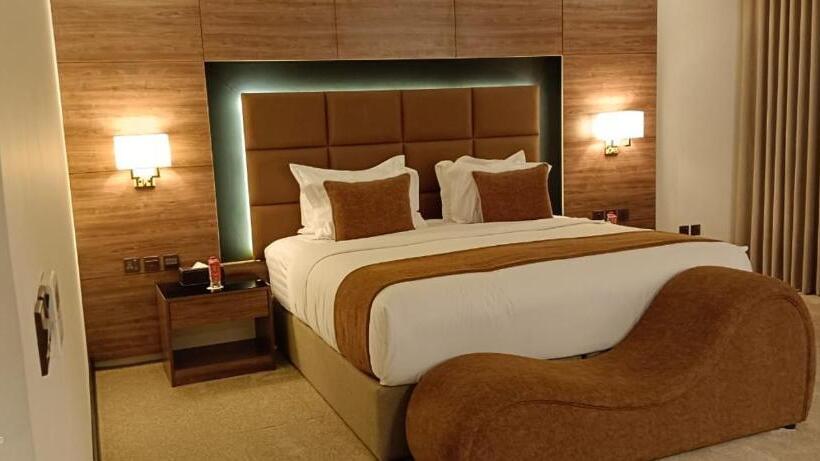 فندق بلفيو بارك رويال Bellevue Park Royal