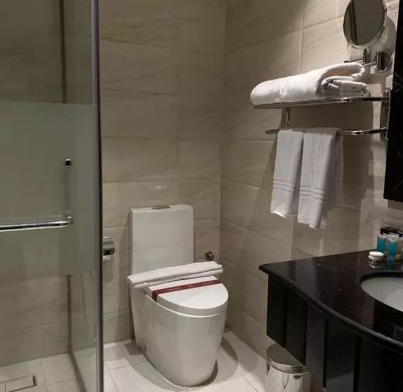 فندق بلفيو بارك رويال Bellevue Park Royal