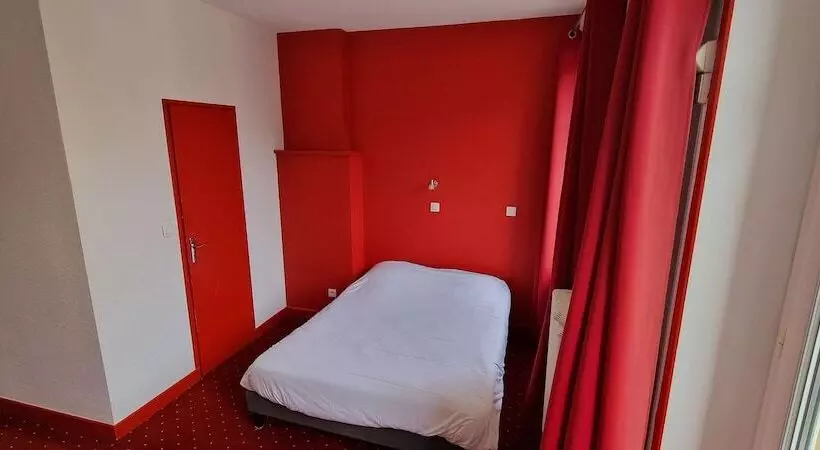 Auberge De Jeunesse   Hi Verdun