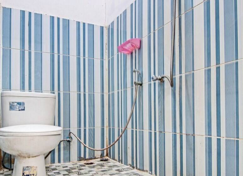 호텔 Oyo 92746 Wisma 35