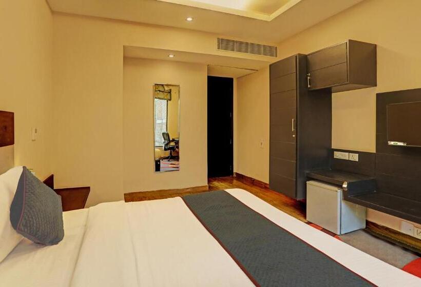 Otel Townhouse Tipsyy Inn 16