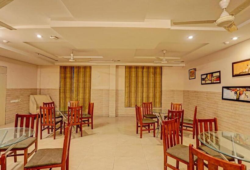 Otel Townhouse Tipsyy Inn 16