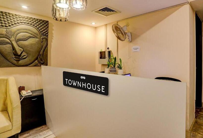 Otel Townhouse Tipsyy Inn 16