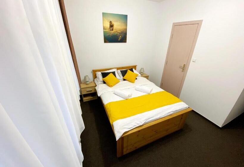 پانسیون Central Park House