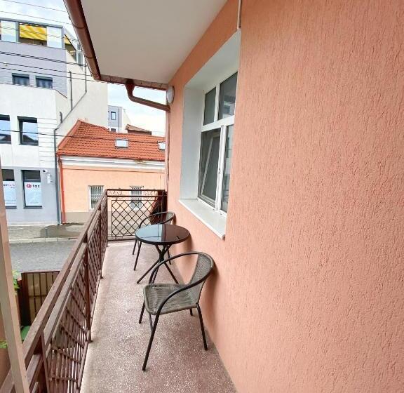 پانسیون Central Park House