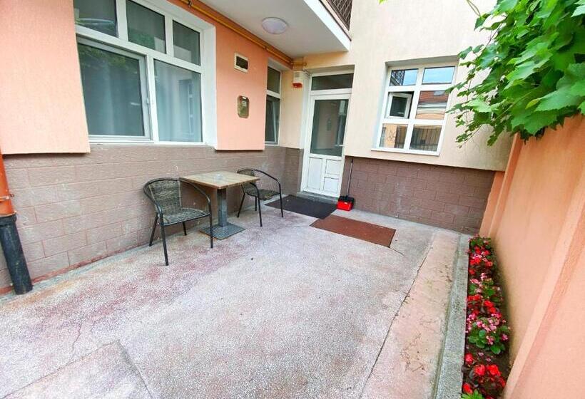 پانسیون Central Park House