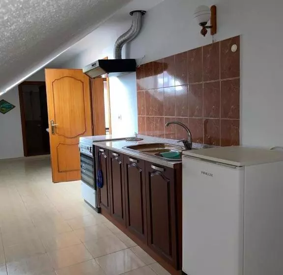 پانسیون Eiffel S Guest House