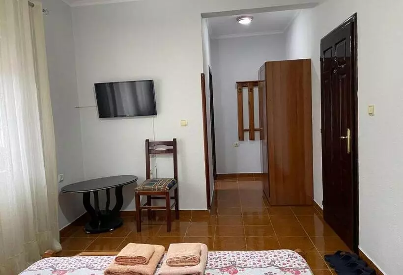 پانسیون Eiffel S Guest House