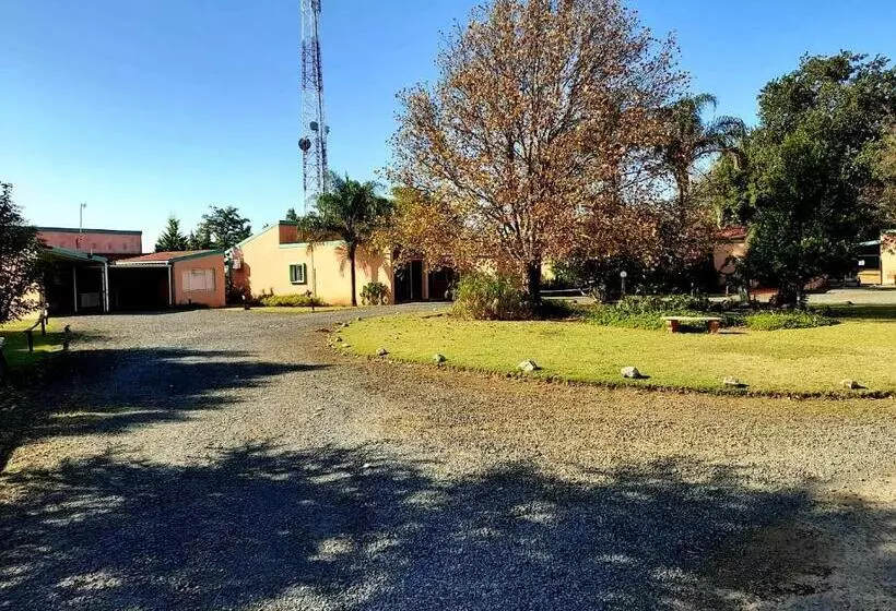 ペンション Rietkuil Country Cottages