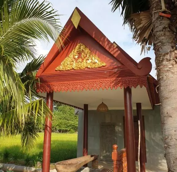 ベッドアンドブレックファースト Toek Chha Temple Resort