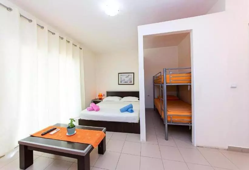 Hotel Intea