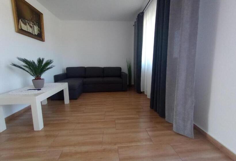 בית מלון כפרי Pestele Ca Odinioară