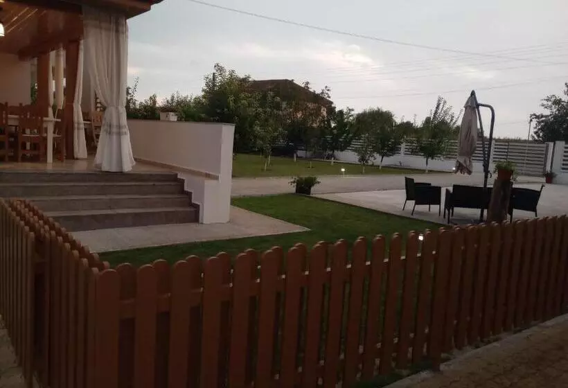 هتل Pestele Ca Odinioară