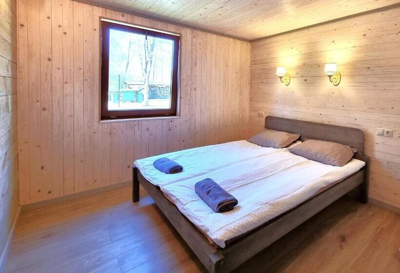 پانسیون Atpūtas Komplekss Pūcmāja